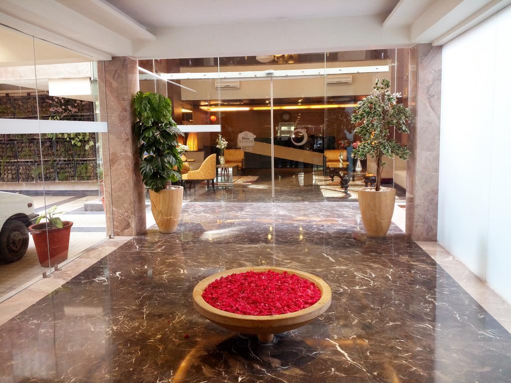 Best Western Plus O2 Индор Екстериор снимка
