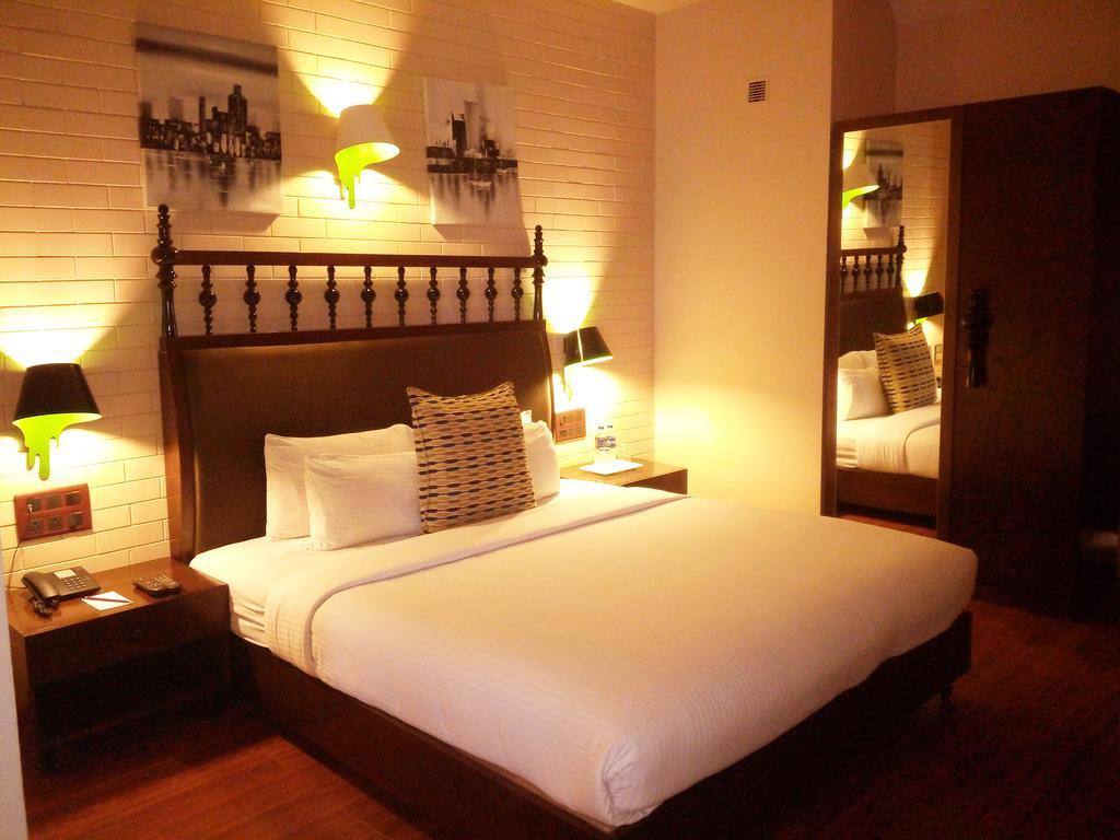 Best Western Plus O2 Индор Екстериор снимка