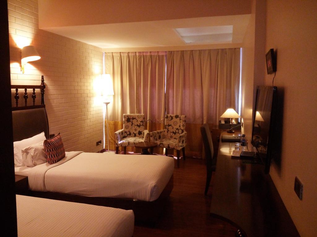 Best Western Plus O2 Индор Екстериор снимка