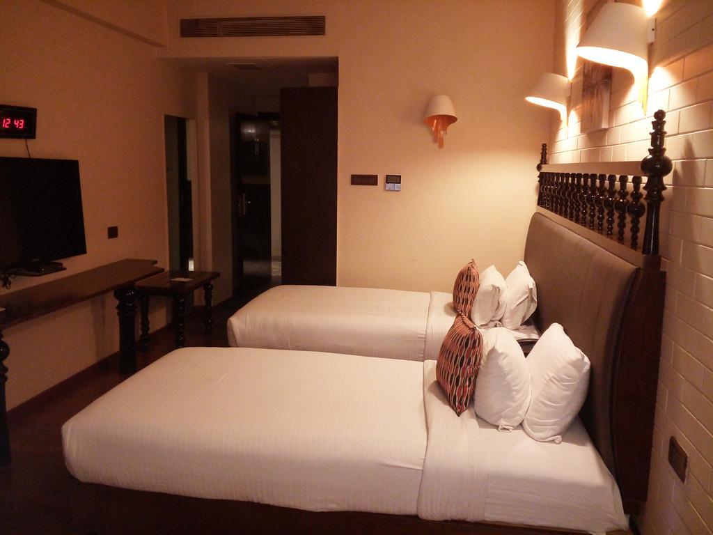 Best Western Plus O2 Индор Екстериор снимка