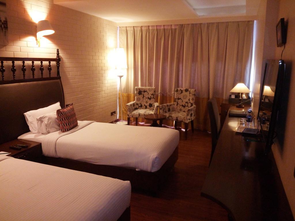 Best Western Plus O2 Индор Екстериор снимка