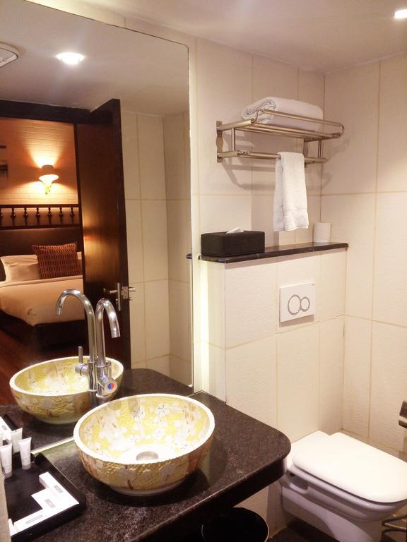 Best Western Plus O2 Индор Екстериор снимка