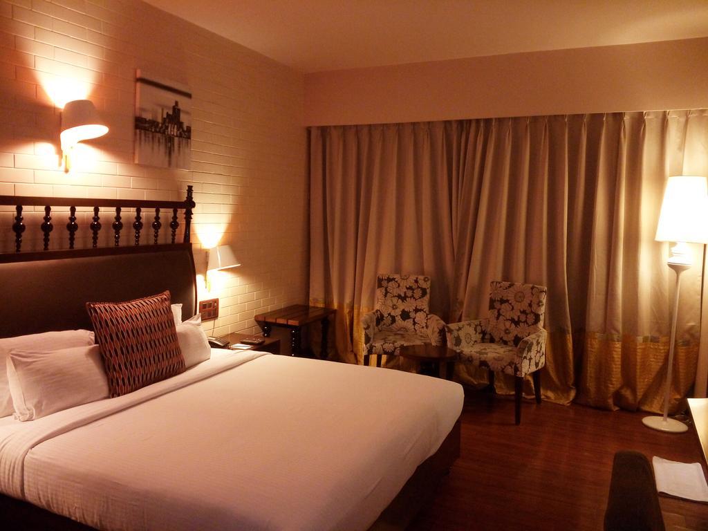 Best Western Plus O2 Индор Екстериор снимка