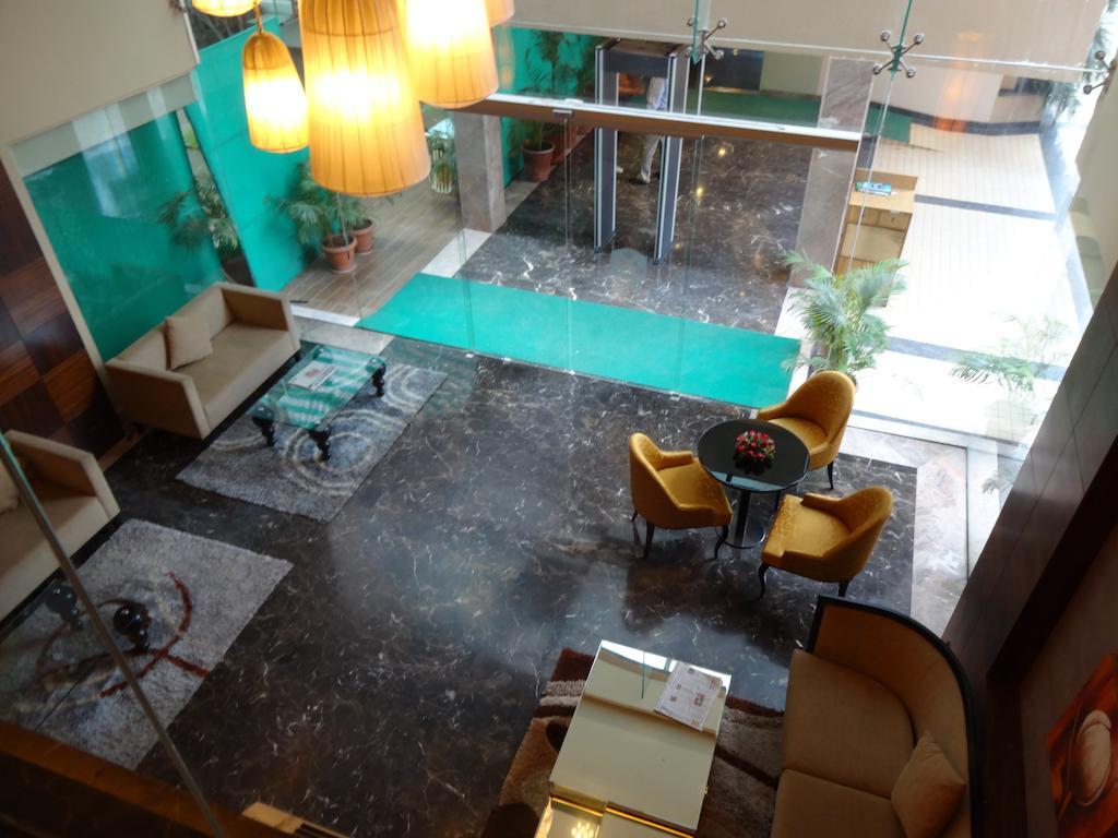 Best Western Plus O2 Индор Екстериор снимка