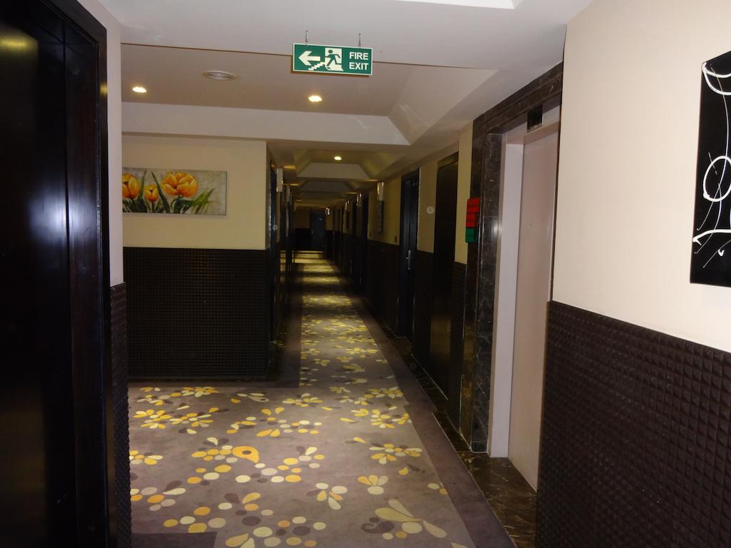 Best Western Plus O2 Индор Екстериор снимка