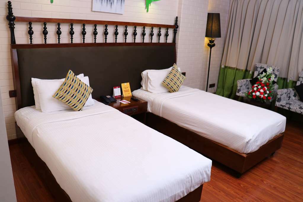 Best Western Plus O2 Индор Стая снимка
